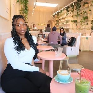 Meet your Posher, Mel